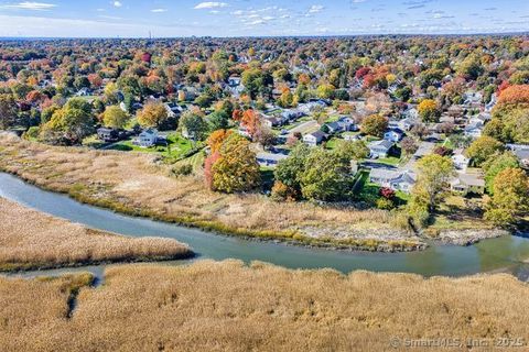 Tiny photo for 86 Bridgeview Place, Stratford, CT 06614 (MLS # 24137235)