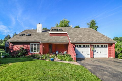 104 S Montowese Street, Branford, CT 06405 - #: 24081923