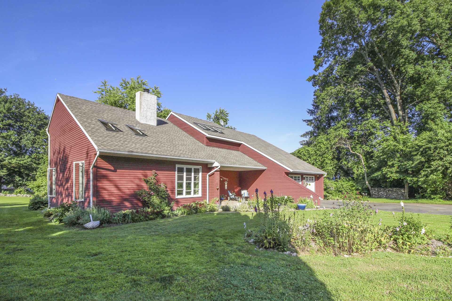 104 S Montowese Street, Branford, Connecticut image 2