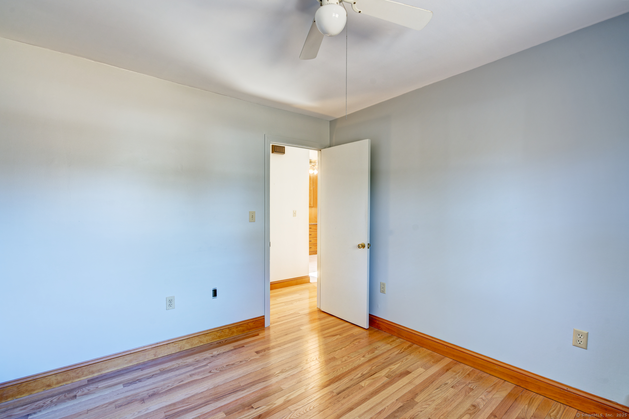 44 Walnut Hill Road, East Lyme, Connecticut image 17