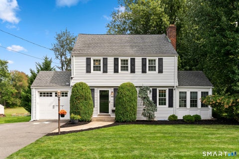 Photo of 48 Wells Farm Drive, Wethersfield, CT 06109 (MLS # 24207456)