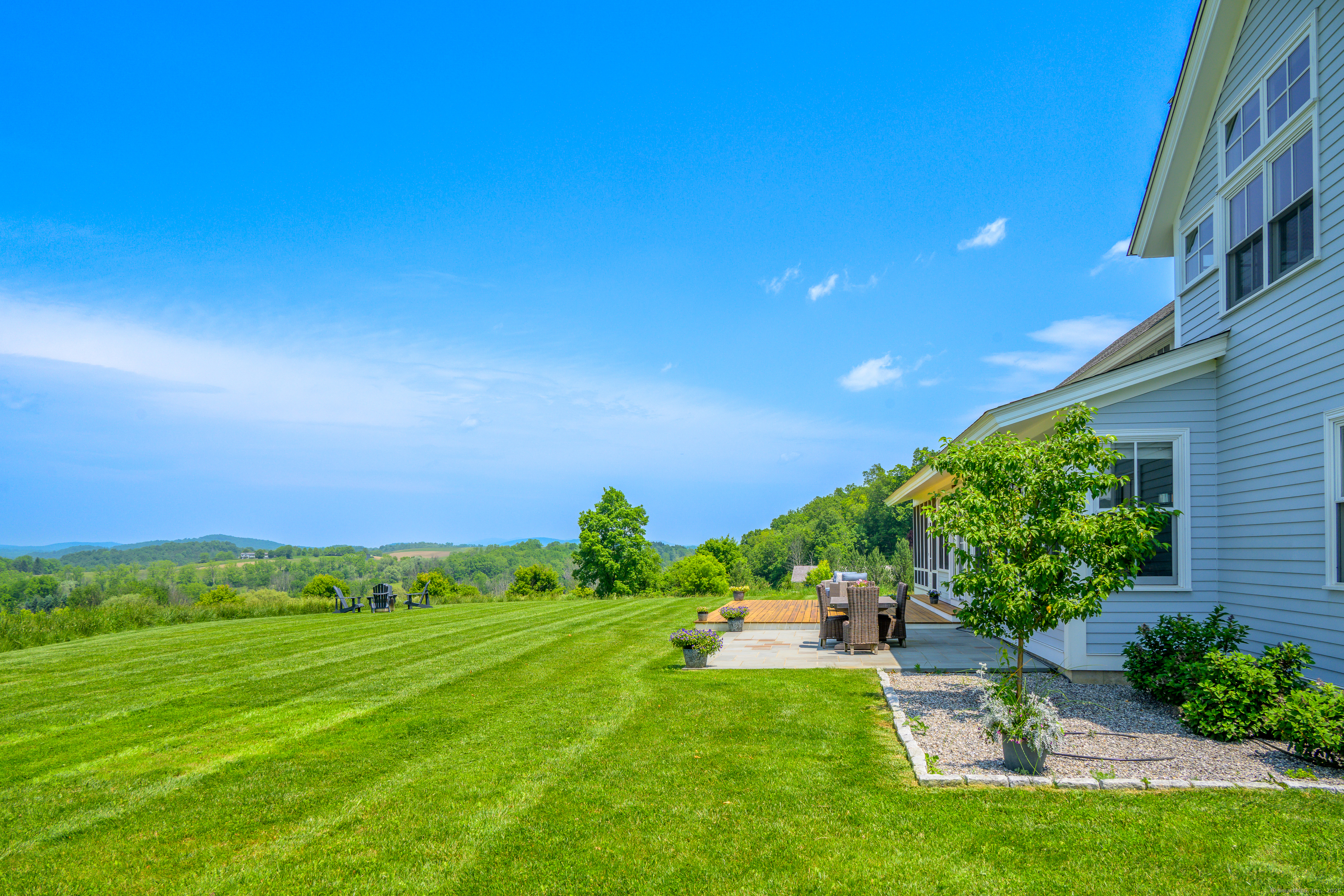 34 Knibloe Hill Road