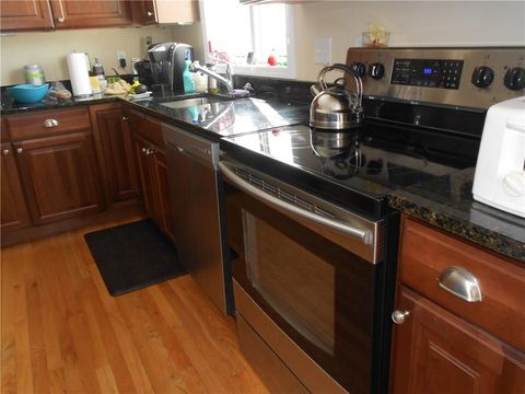 Tiny photo for 509 Main Street #4, Old Saybrook, CT 06475 (MLS # 24165245)