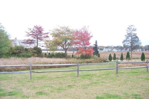 Tiny photo for 509 Main Street #4, Old Saybrook, CT 06475 (MLS # 24165245)