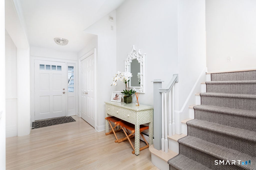 18 Shady Brook Lane