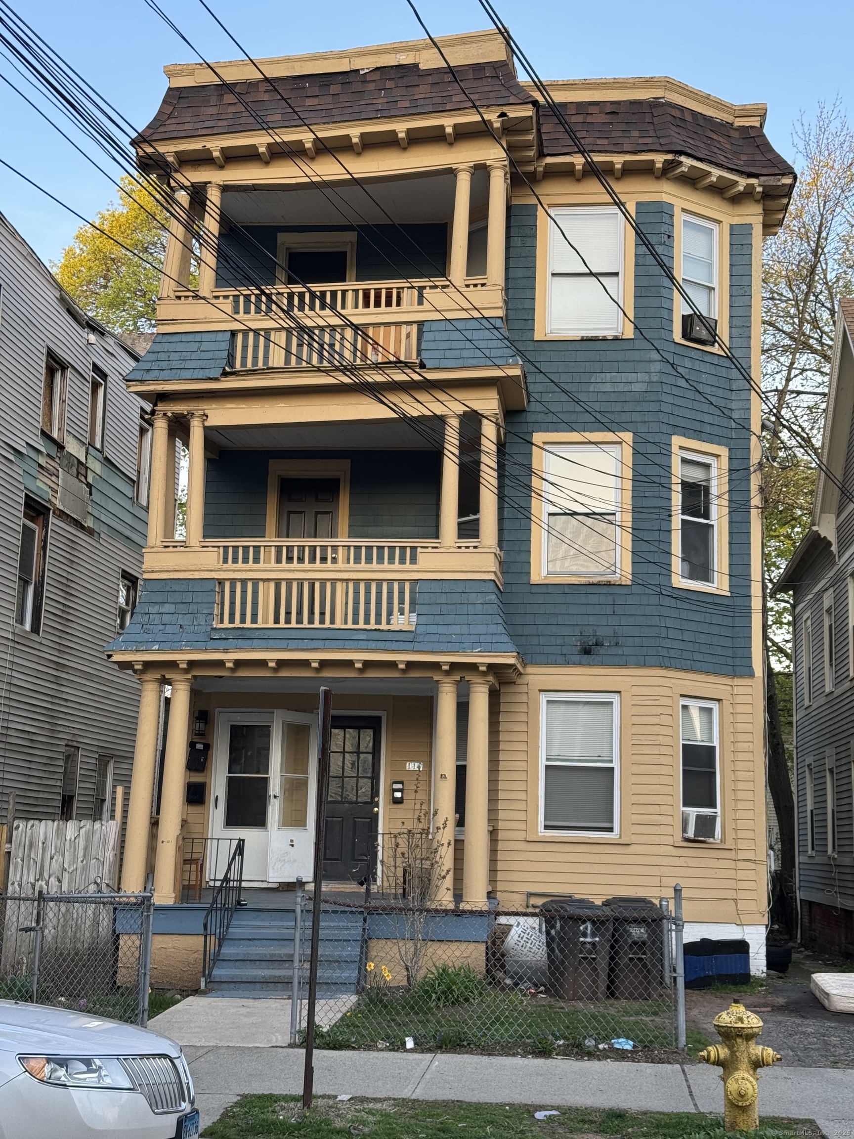 Rental Property at Carmel Street 2, New Haven, Connecticut - Bedrooms: 3 
Bathrooms: 1 
Rooms: 4  - $1,850 MO.