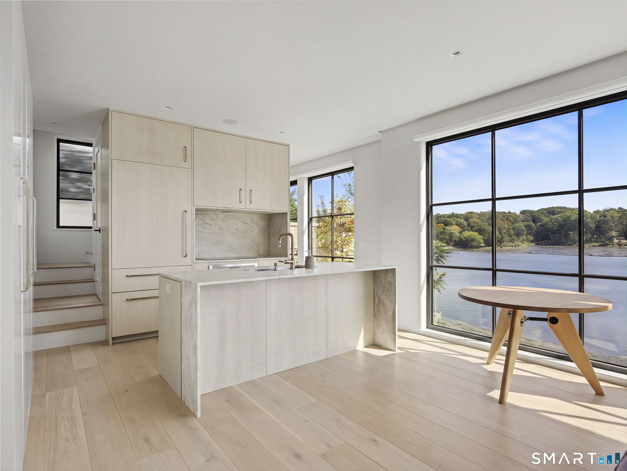 79 Riverside Avenue