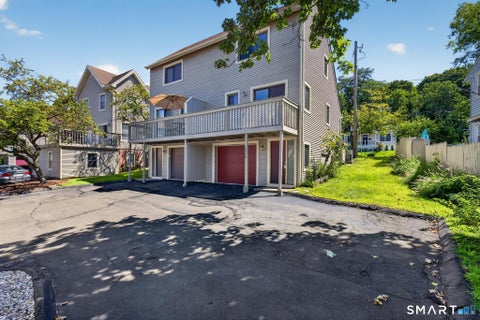 Condo For Sale - 496 Woodward Avenue #4<br/> New Haven, CT 06512