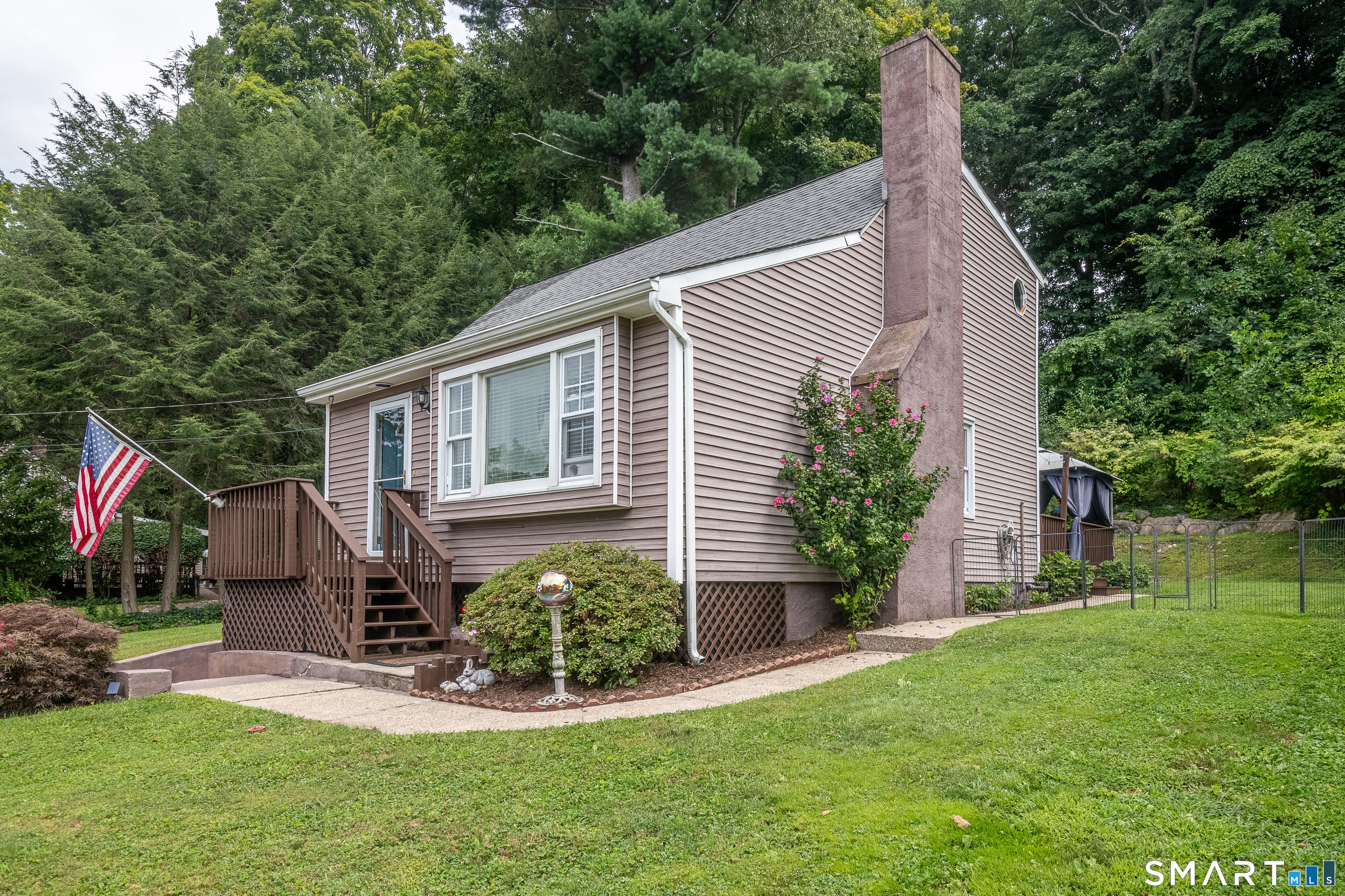 106 Steinmann Avenue