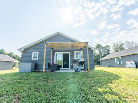 A home in Eastford