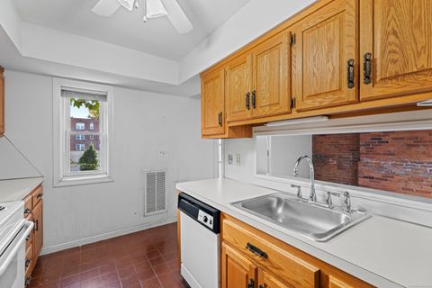 Tiny photo for 237 Farmington Avenue #B, Hartford, CT 06105 (MLS # 24133180)