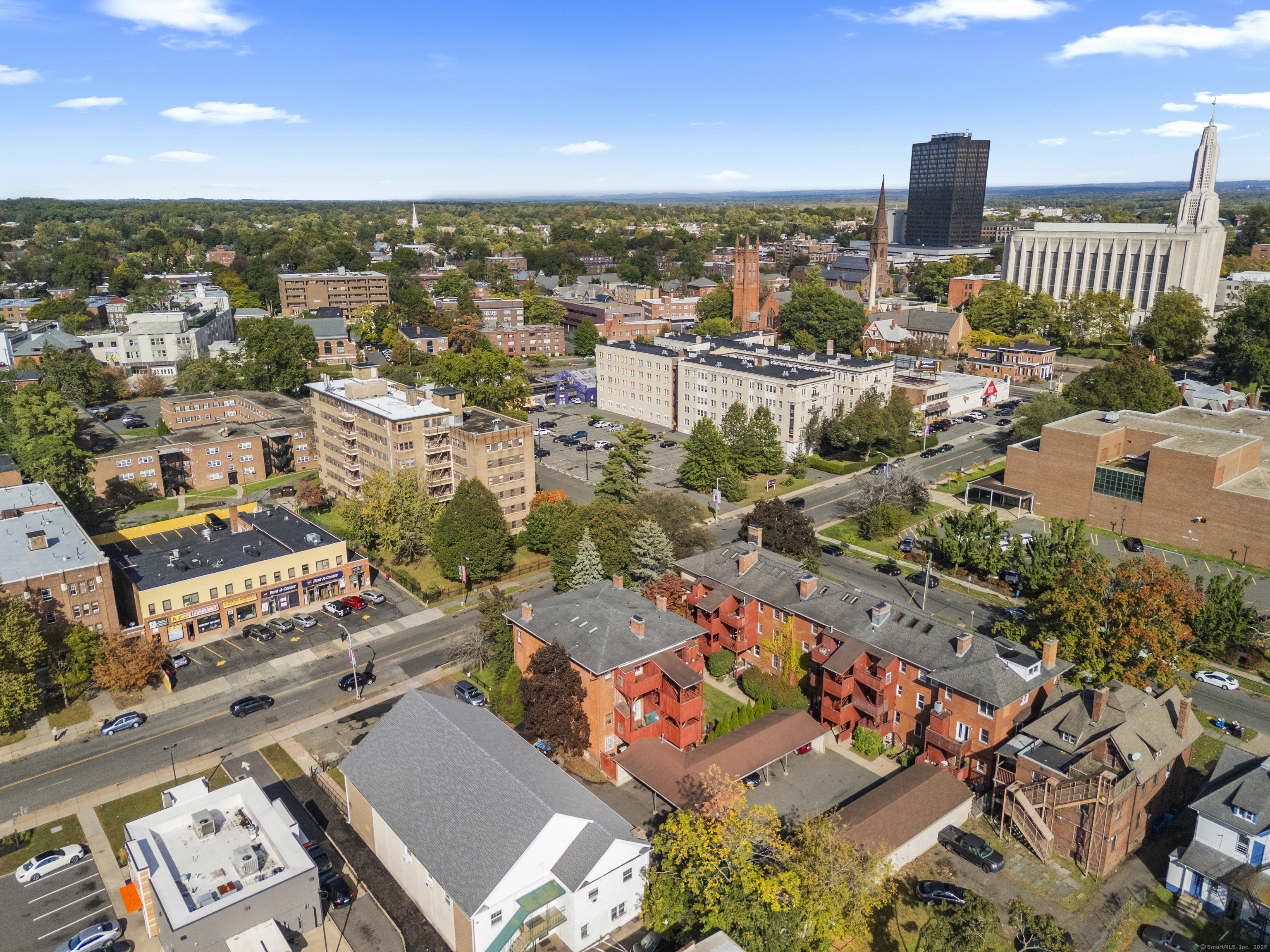 237 Farmington Avenue B