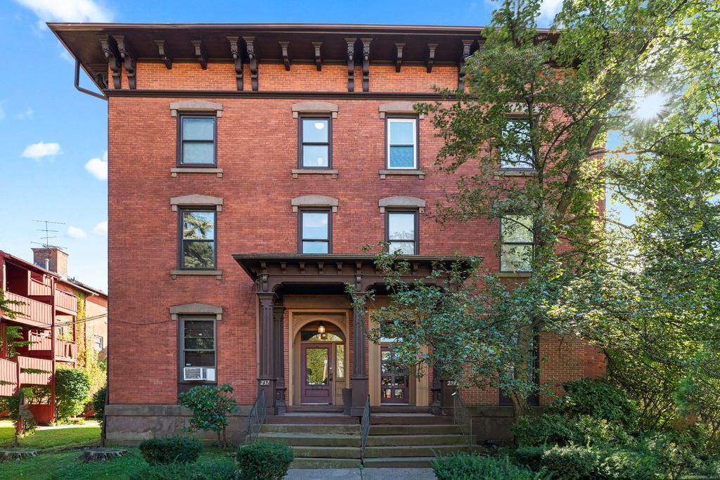 Photo of 237 Farmington Avenue #B, Hartford, CT 06105 (MLS # 24133180)