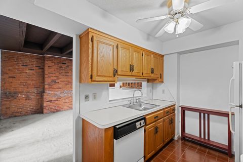 Tiny photo for 237 Farmington Avenue #B, Hartford, CT 06105 (MLS # 24133180)