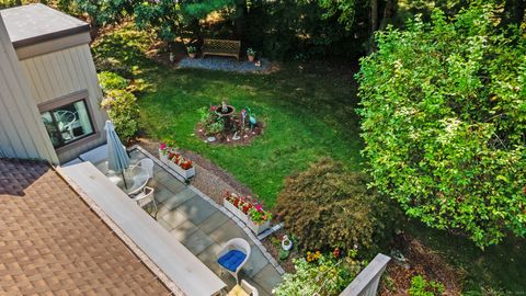 890 Heritage Village A Southbury CT 06488