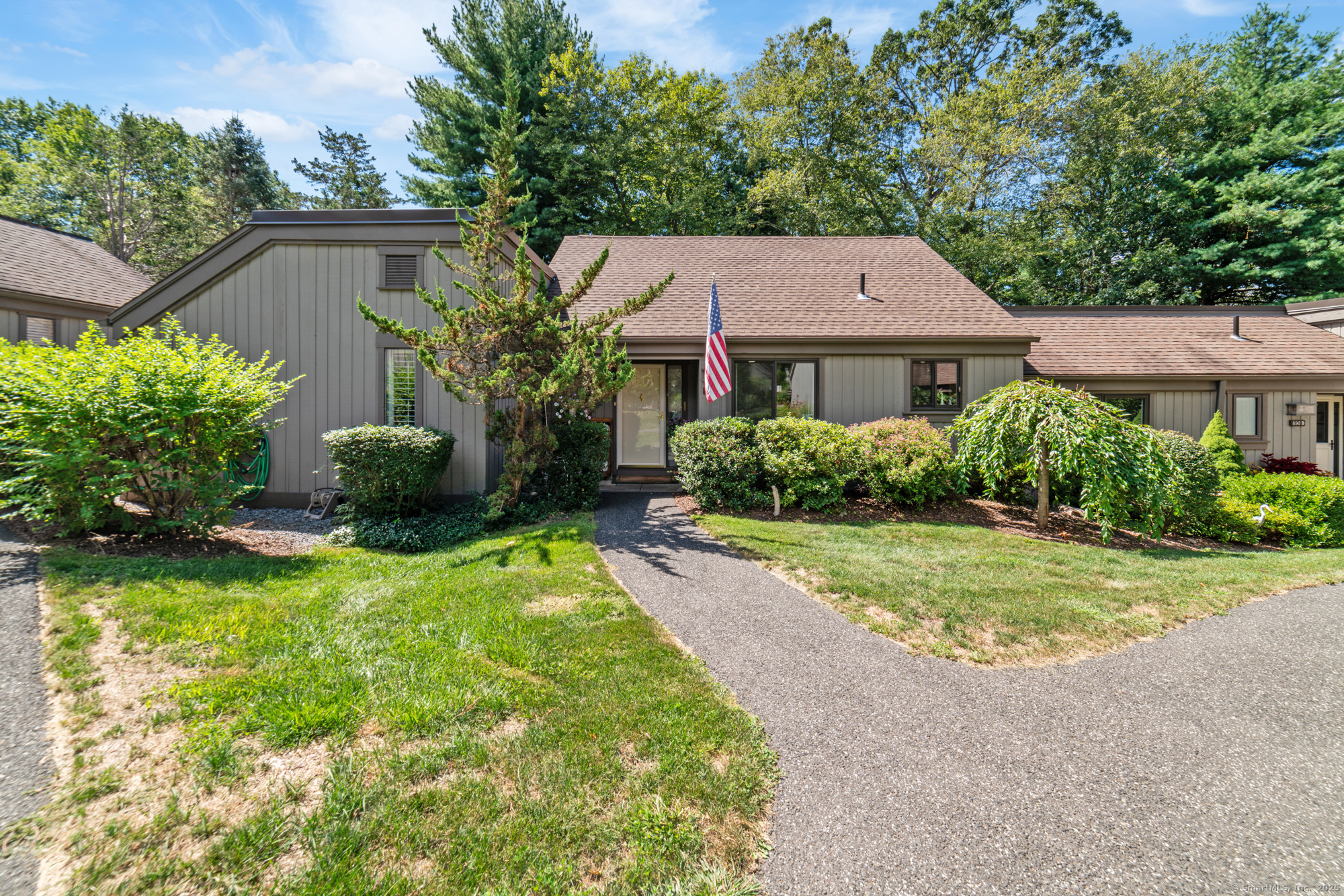 890 Heritage Village A