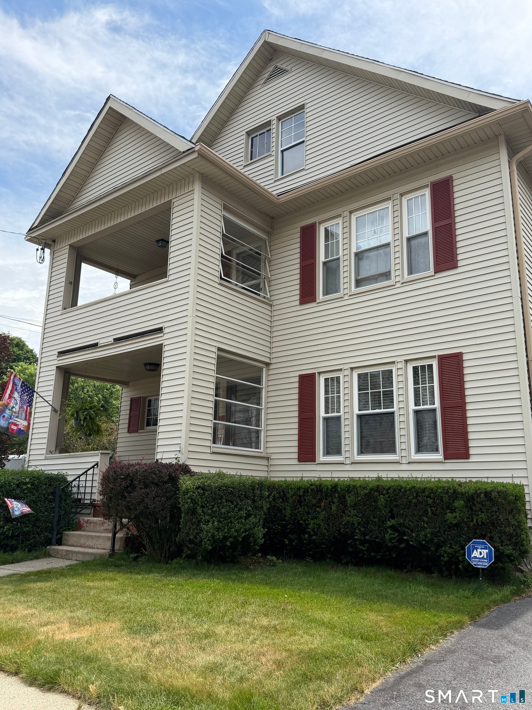 52 Tracy Avenue