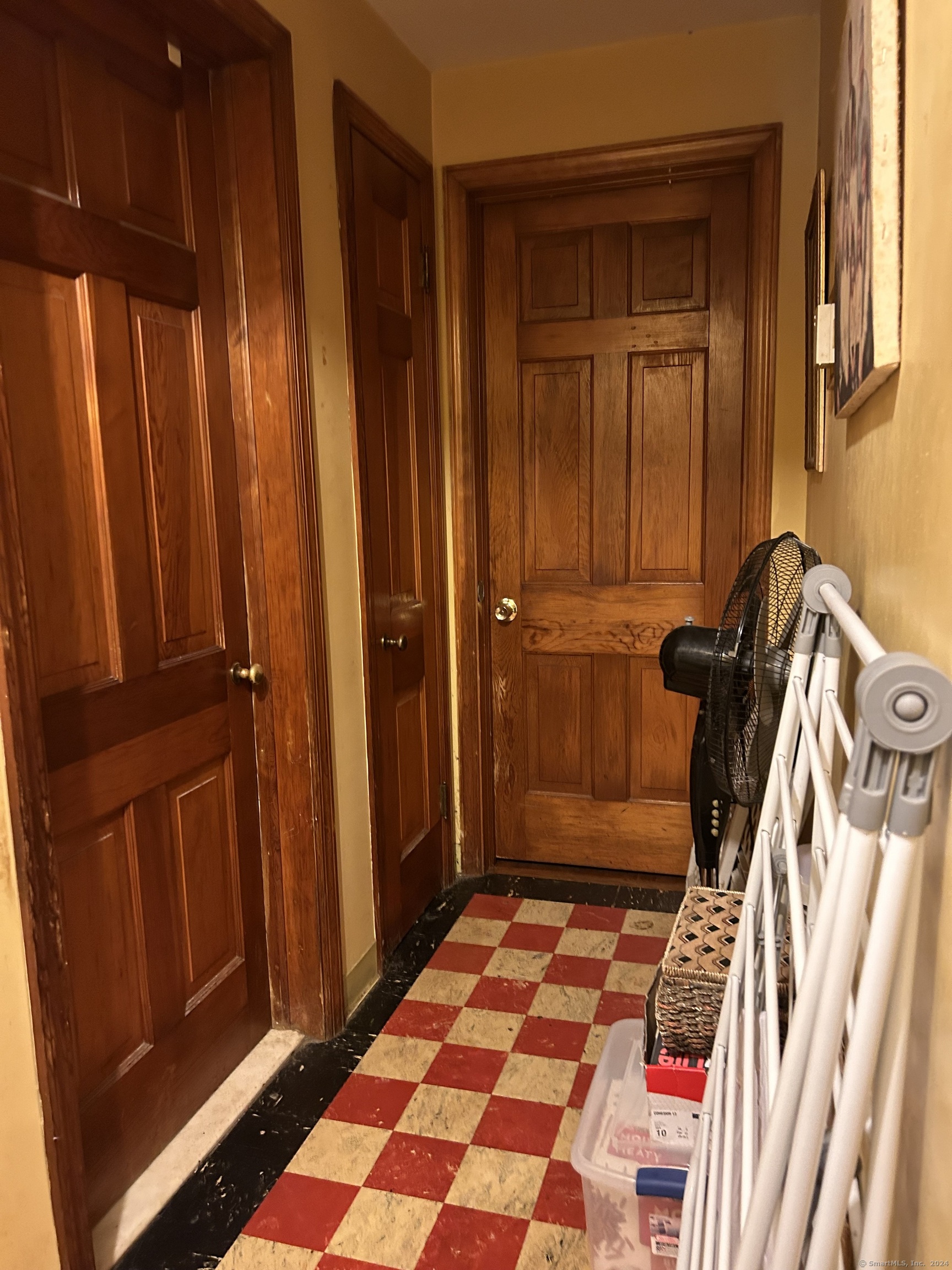 98 Crown Street, Bristol, Connecticut image 9