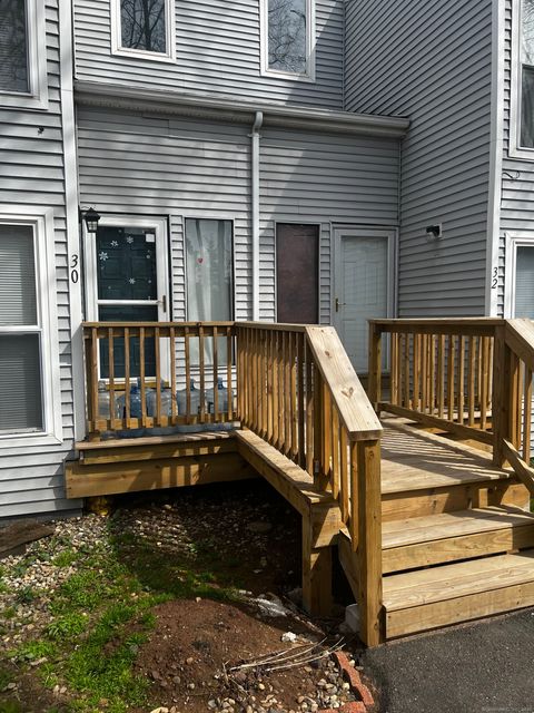 30 Glenview Drive 30 Cromwell CT 06416