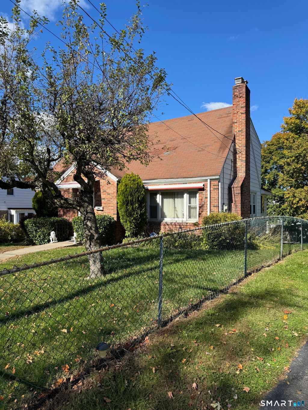 Photo of 166 Pembroke Street, Hartford, CT 06112 (MLS # 24146025)