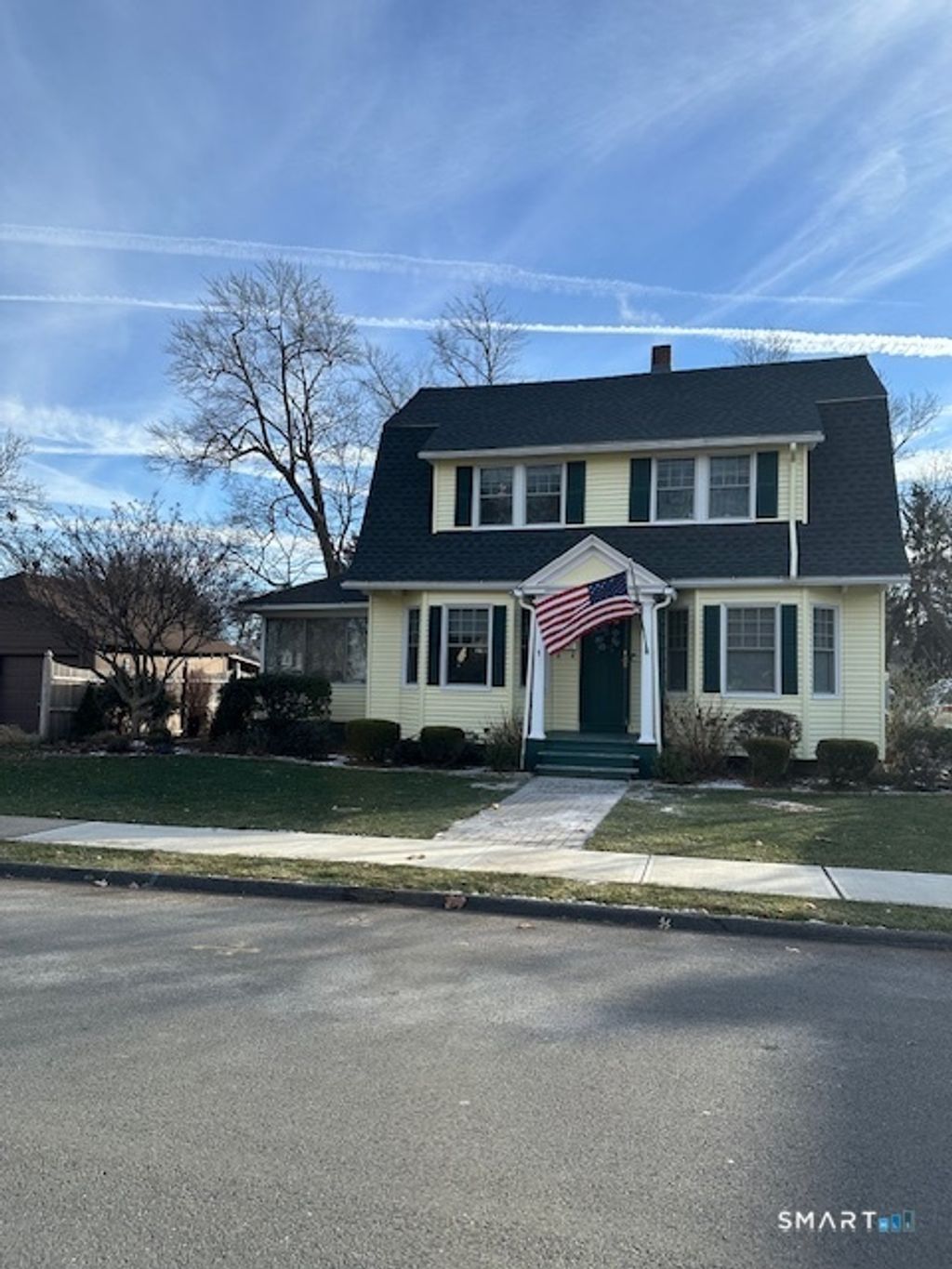 Photo of 1 Fernwood Street, Wethersfield, CT 06109 (MLS # 24143875)