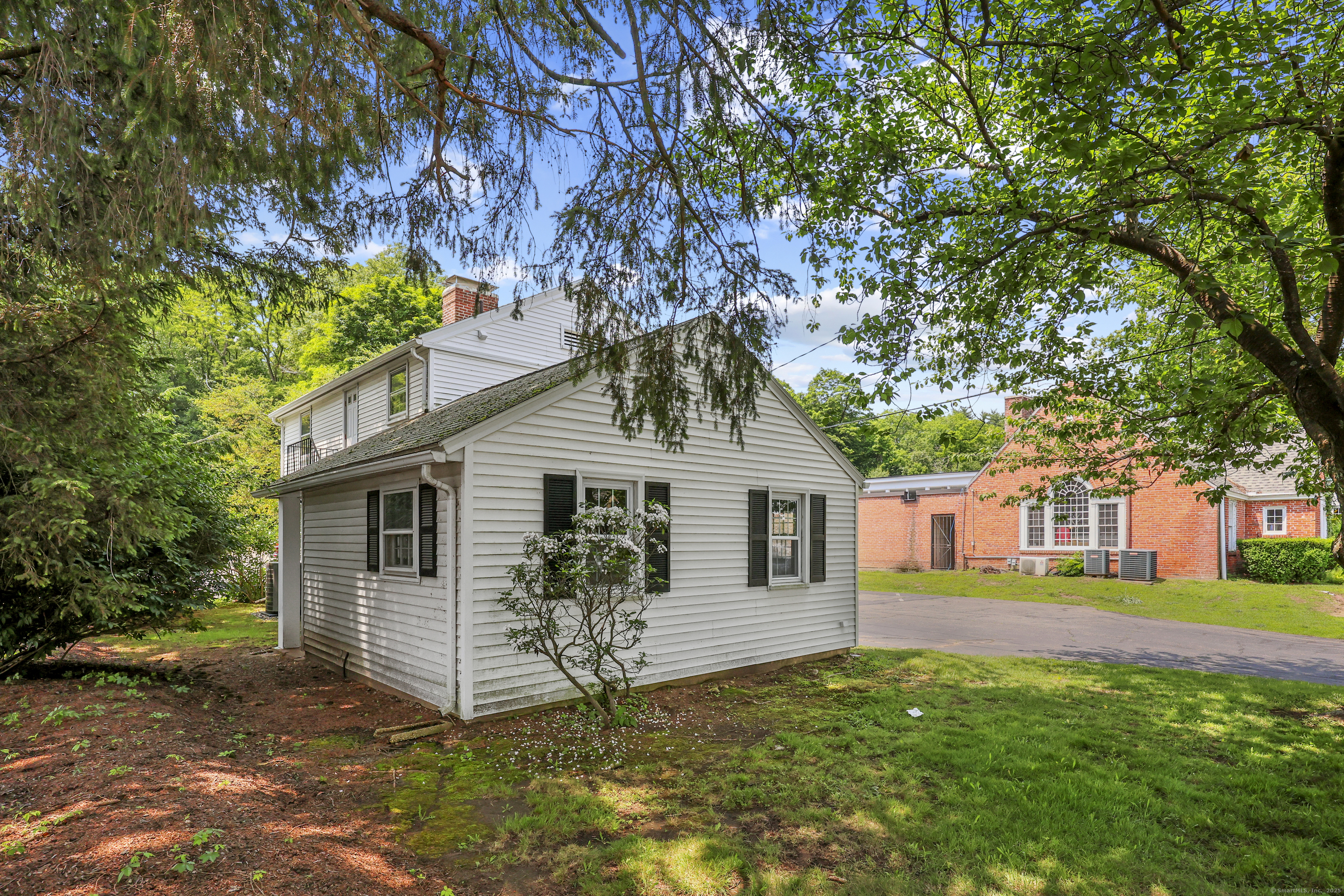 11 West Main Street