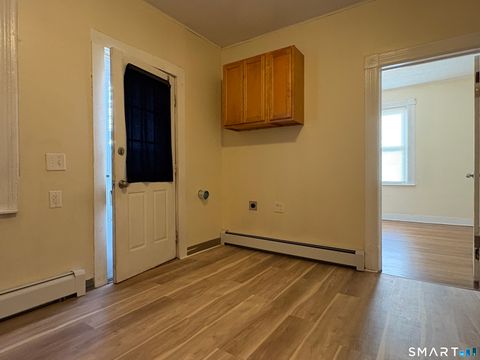 Tiny photo for 36 Walnut Street #2, Middletown, CT 06457 (MLS # 24151445)
