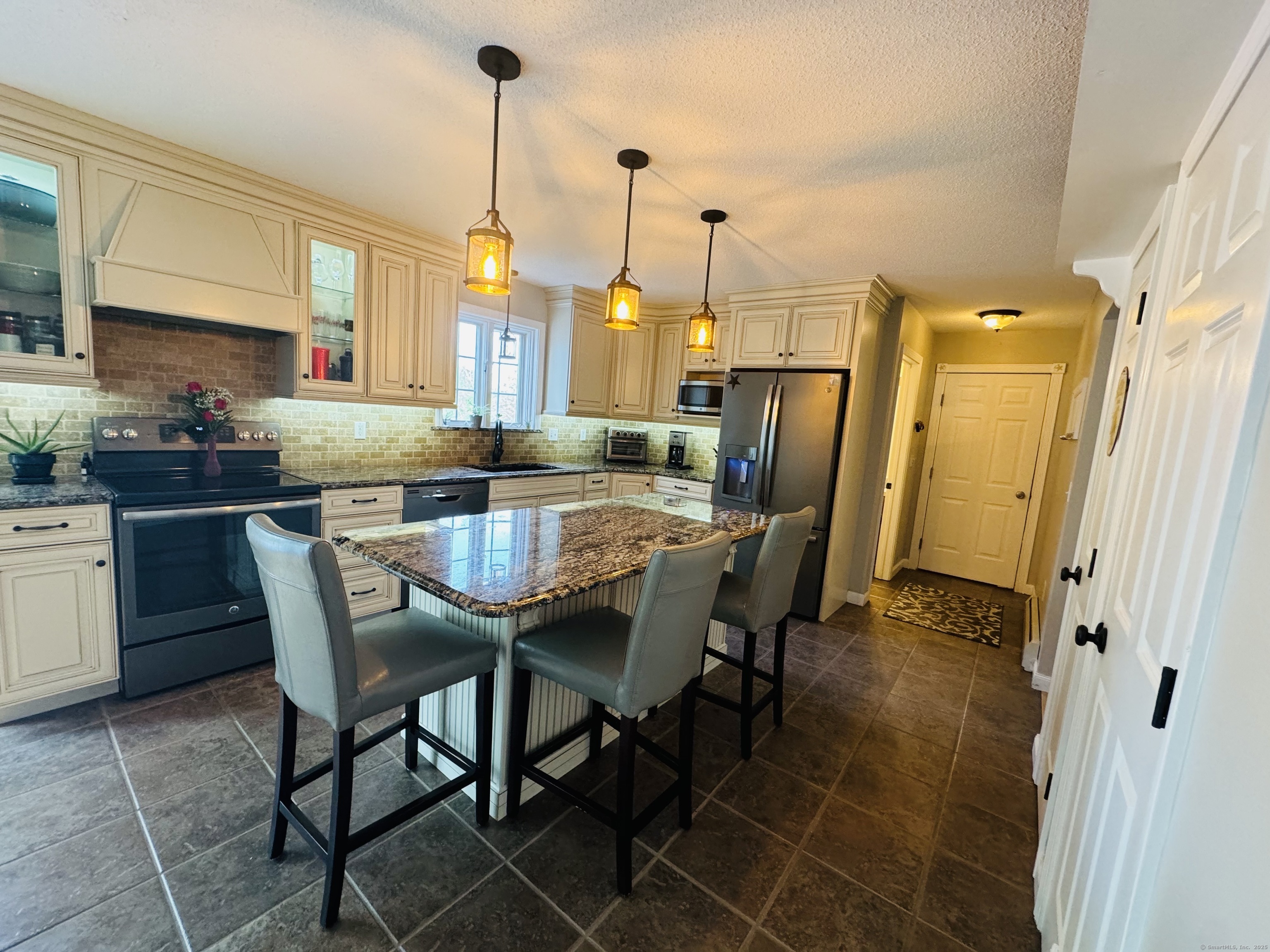 11 Huntington Drive, Plainfield, Connecticut image 15
