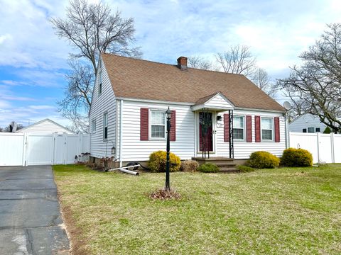 227 Kenneth Street East Haven CT 06512