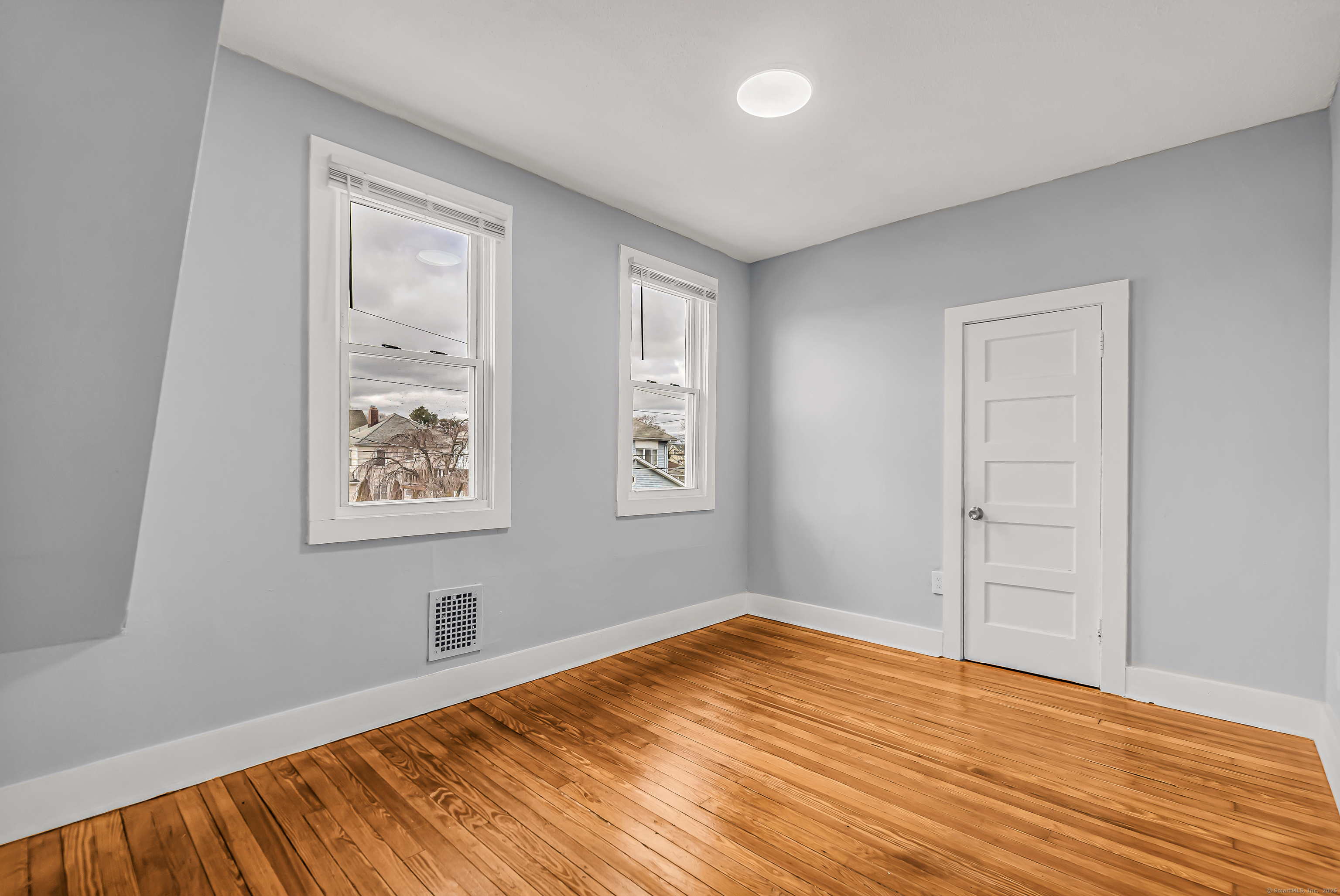 213 East Avenue, West Haven, Connecticut image 10