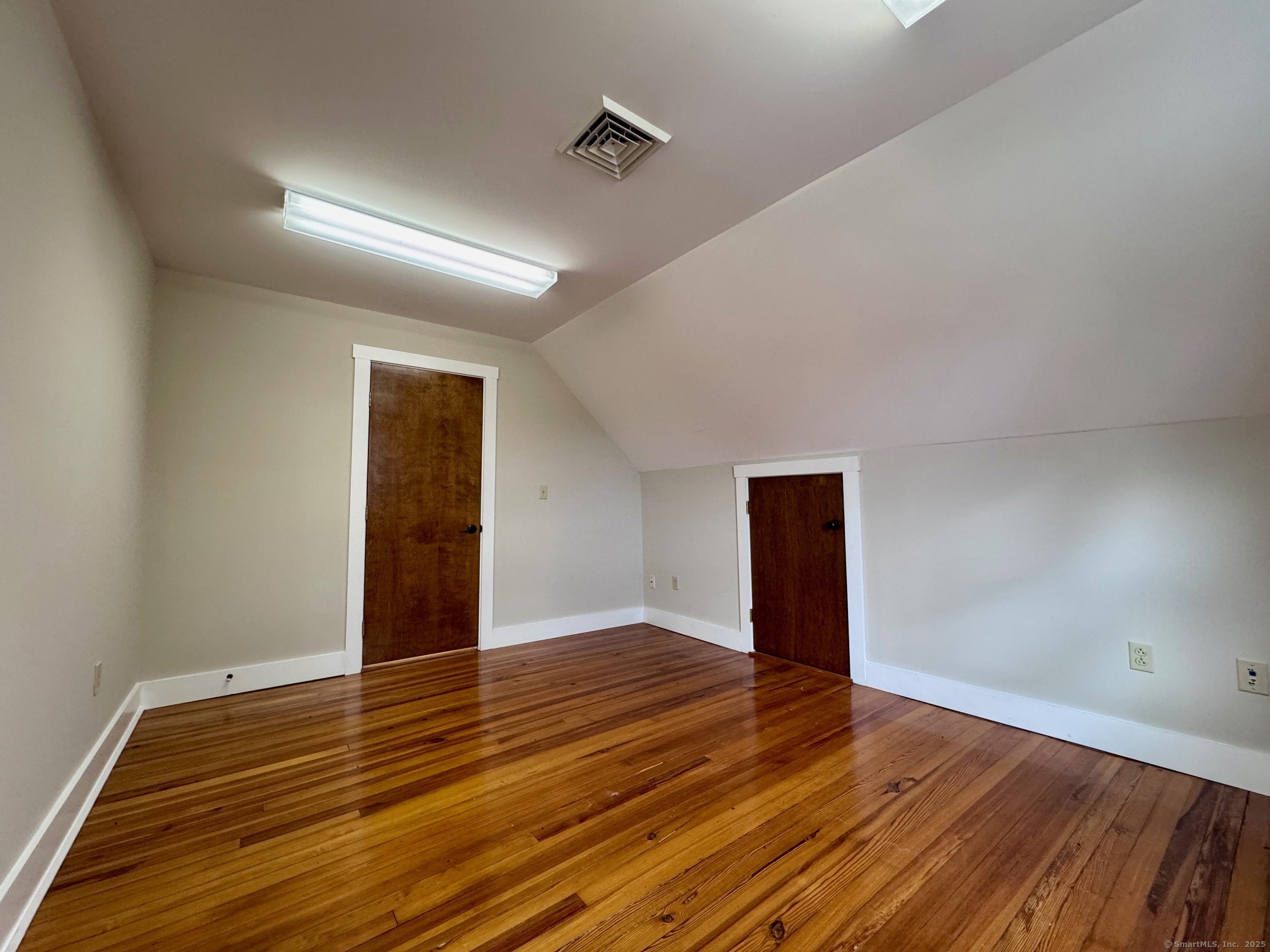 Canton, Connecticut 06019, United States, ,Residential,Active,43889