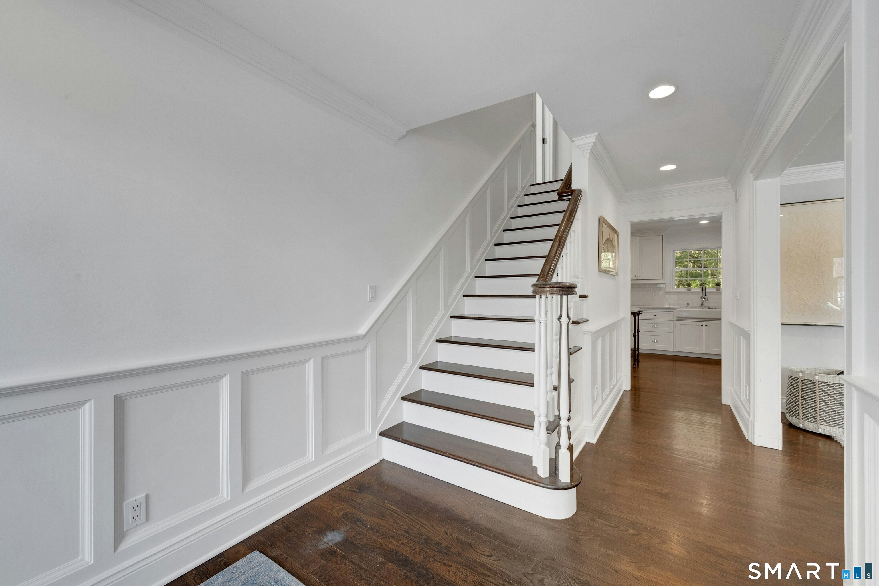 98 Hillcrest Park Road