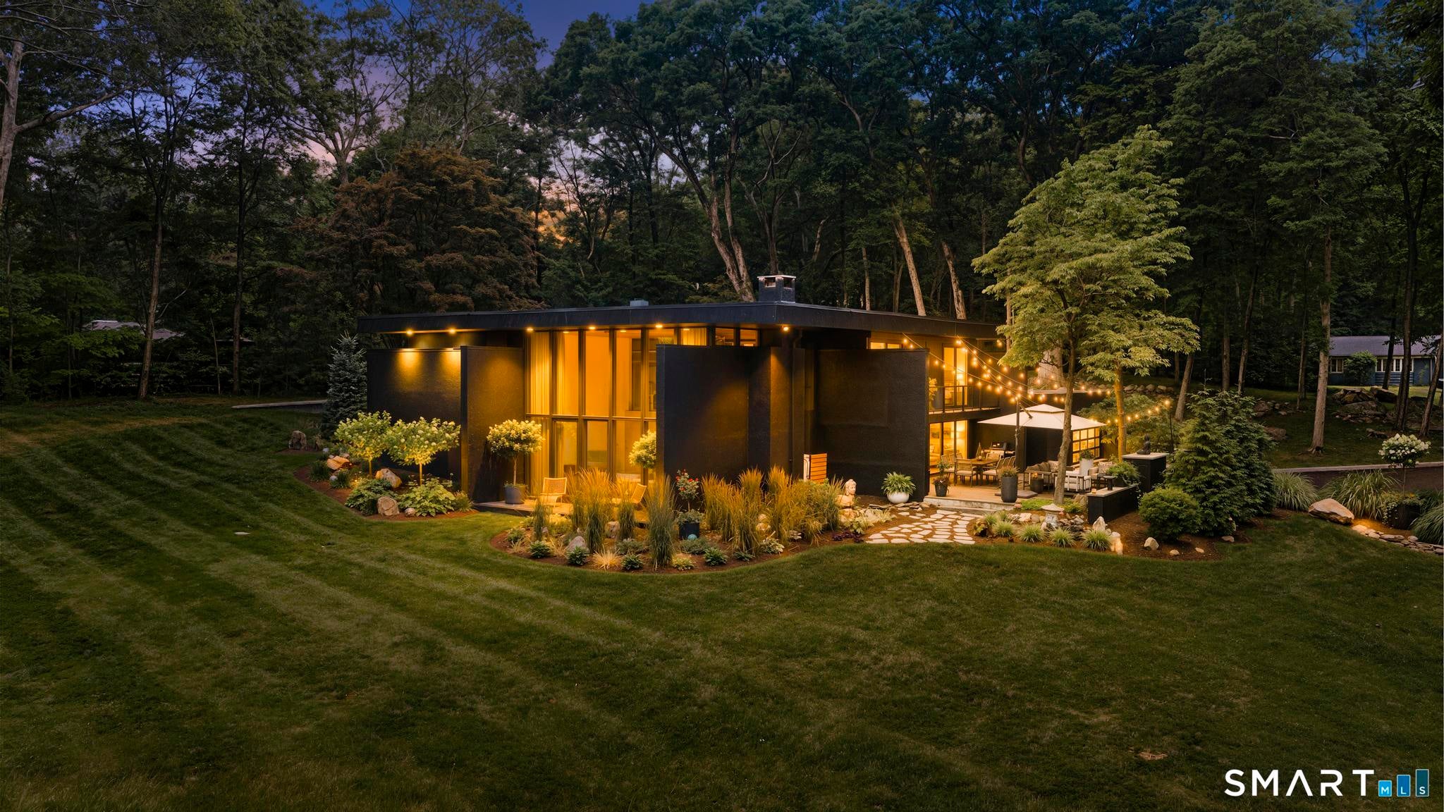 17 Pine Ridge Road