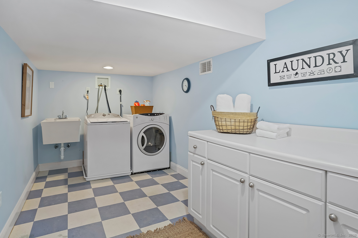 499 Hollydale Road, Fairfield, Connecticut image 31