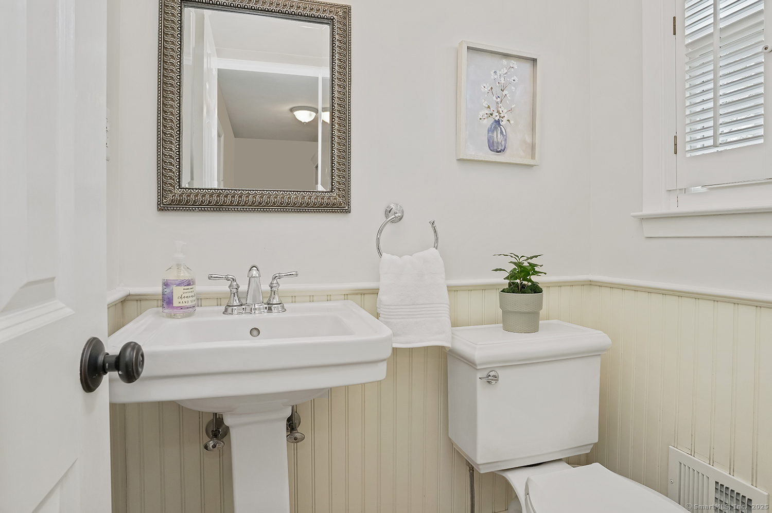 499 Hollydale Road, Fairfield, Connecticut image 18