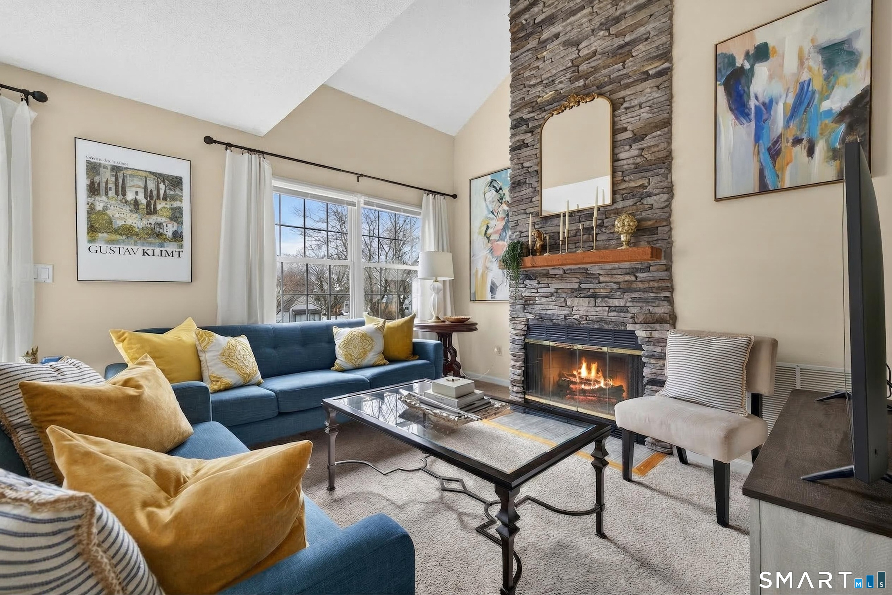906 Canterbury Lane 906