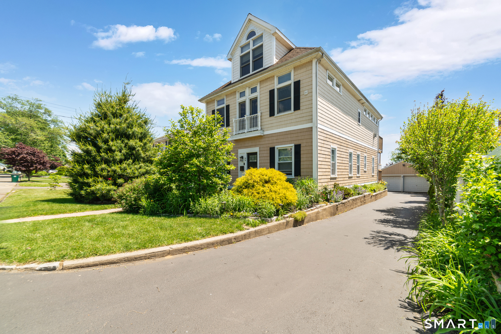 94 Housatonic Avenue