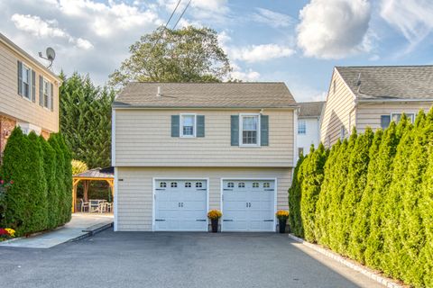 Photo of 66 Ute Place #C, Greenwich, CT 06830 (MLS # 24140167)
