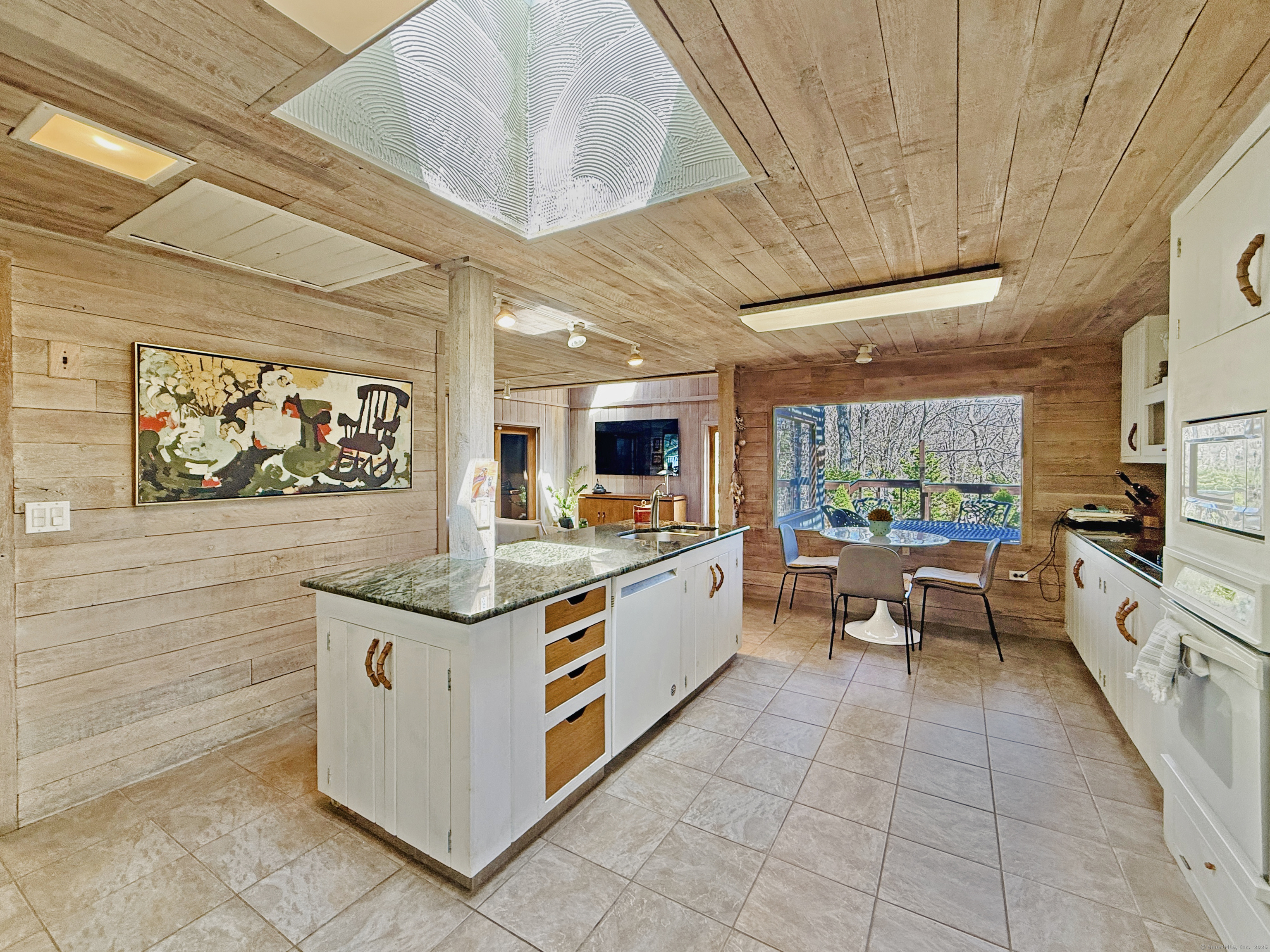1177 Rock Rimmon Road, Stamford, Connecticut image 9