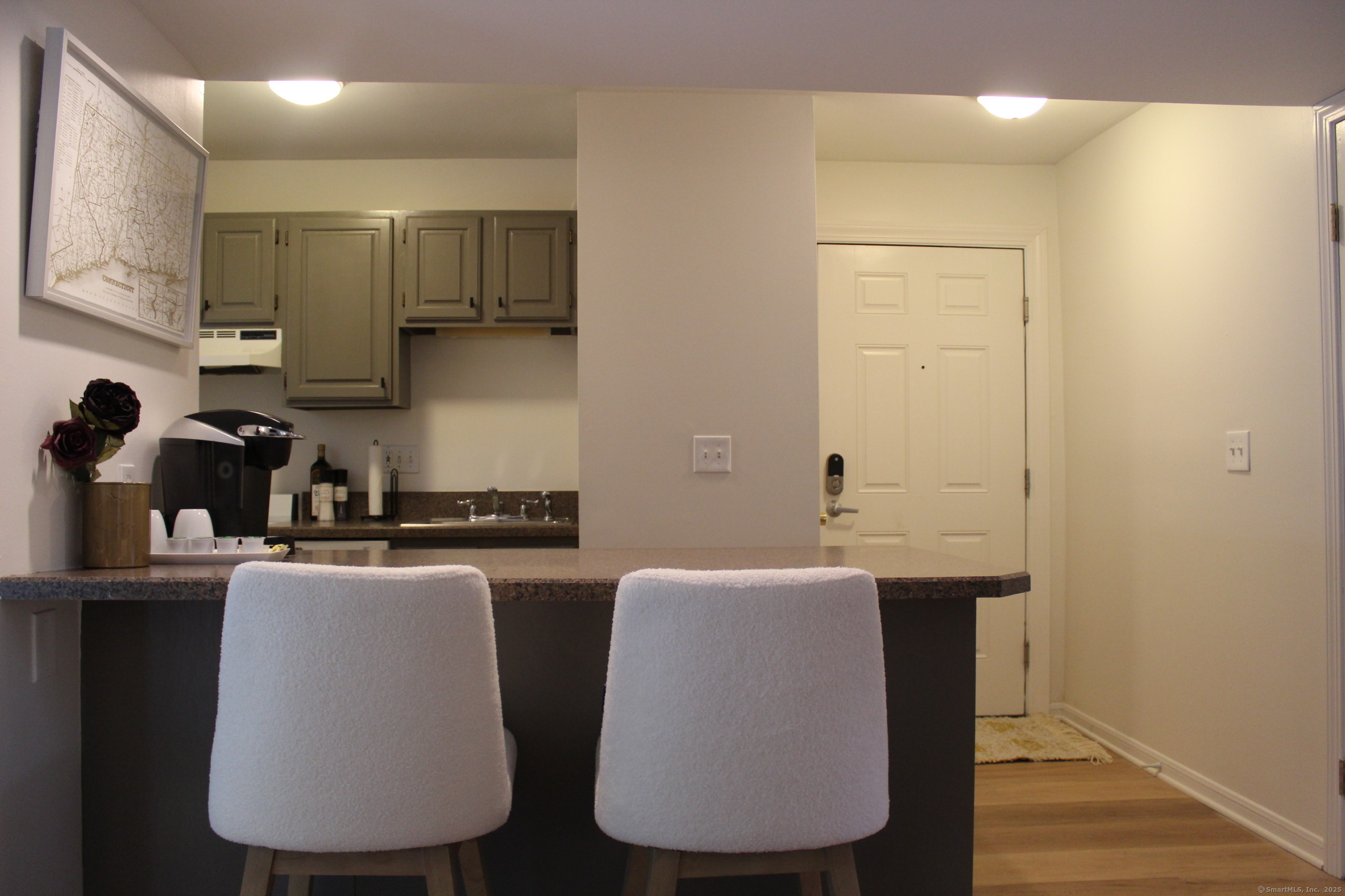 611 Old Pond Lane #611, Norwich, Connecticut image 4