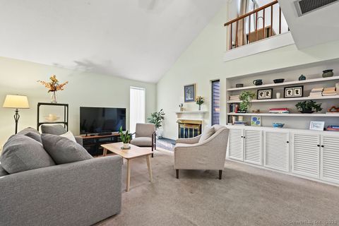 93 Hollister Way North 93 Glastonbury CT 06033