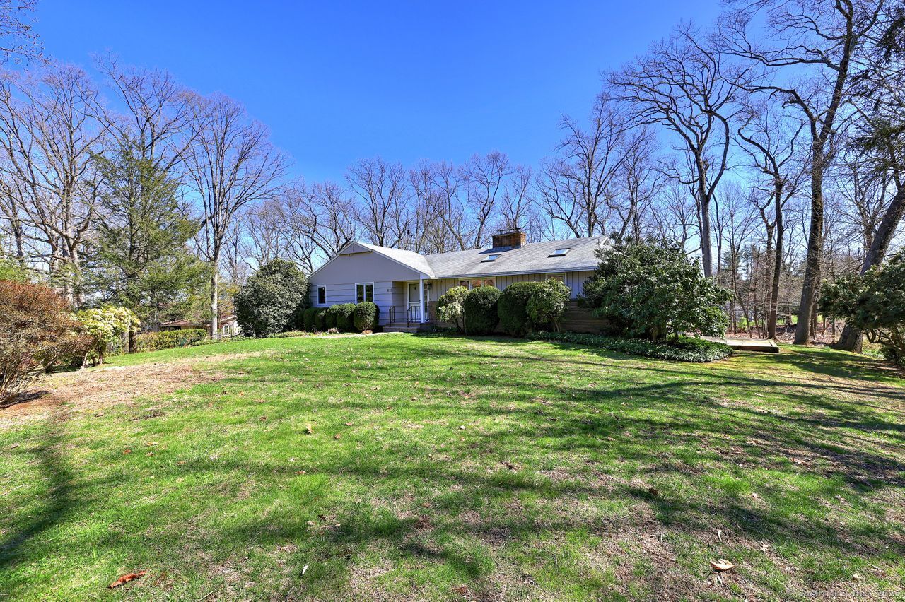 815 Tall Timber Road, Orange, Connecticut image 2