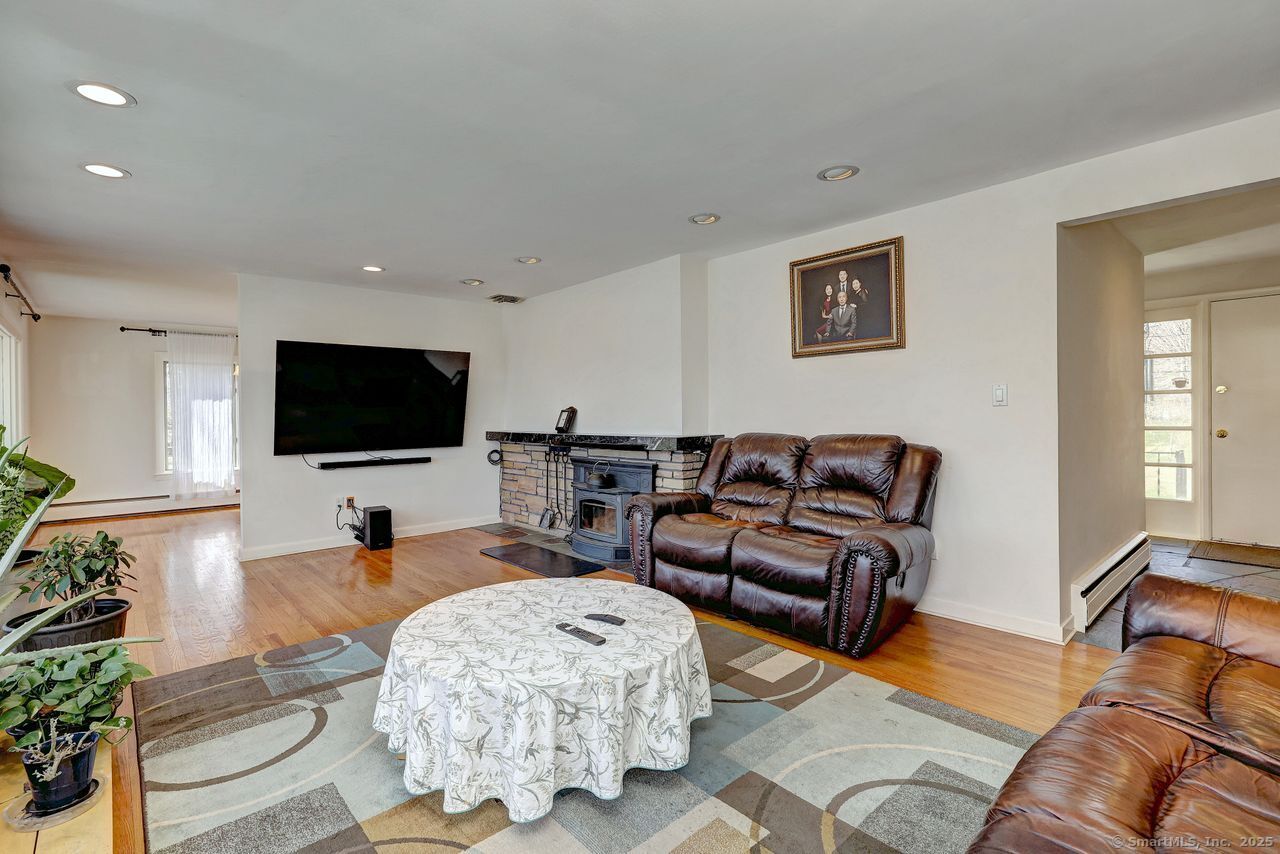 815 Tall Timber Road, Orange, Connecticut image 12