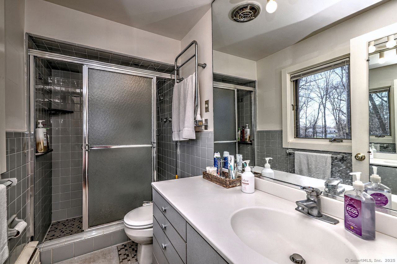 815 Tall Timber Road, Orange, Connecticut image 30