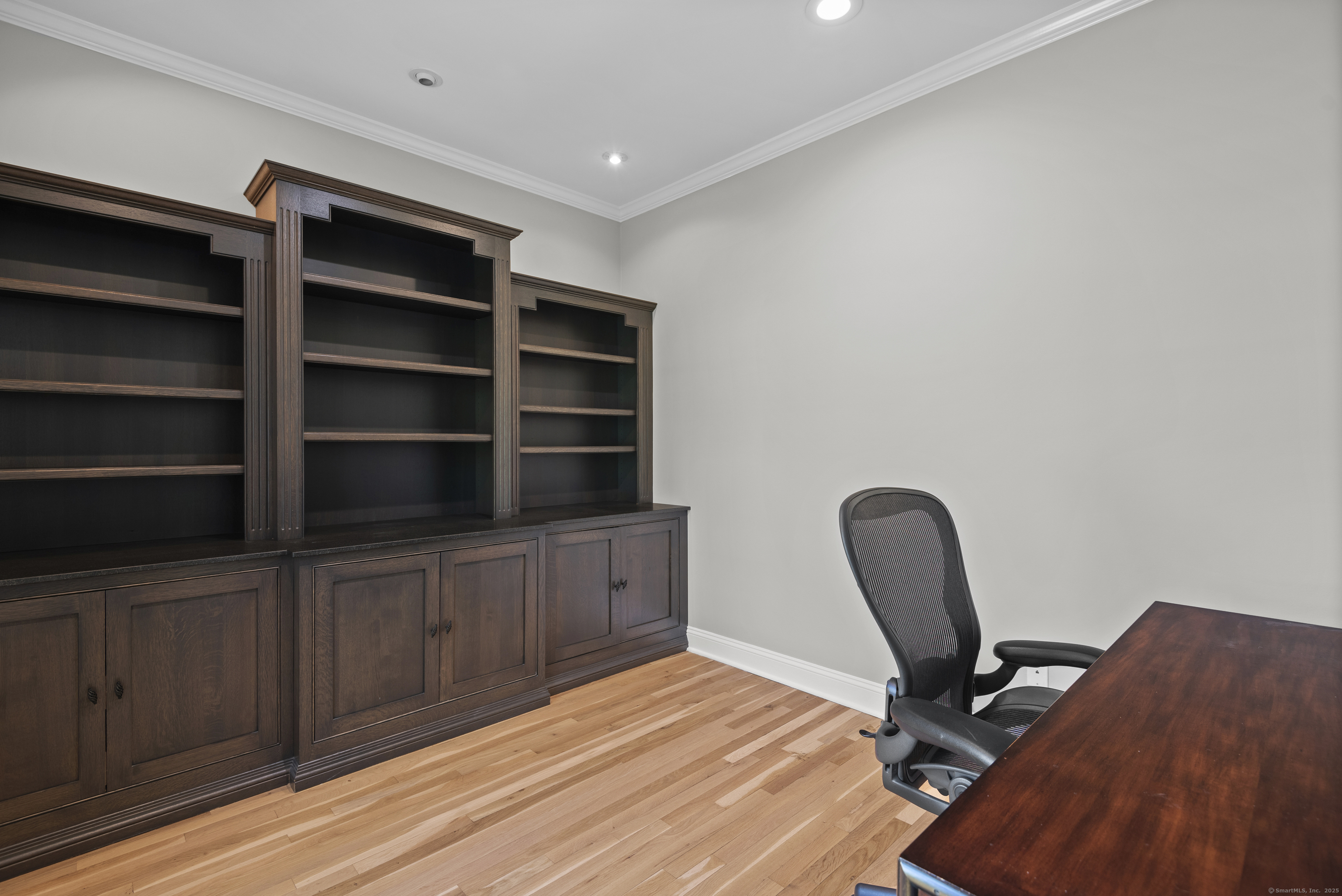 99 Woodland Road, New Canaan, Connecticut image 19