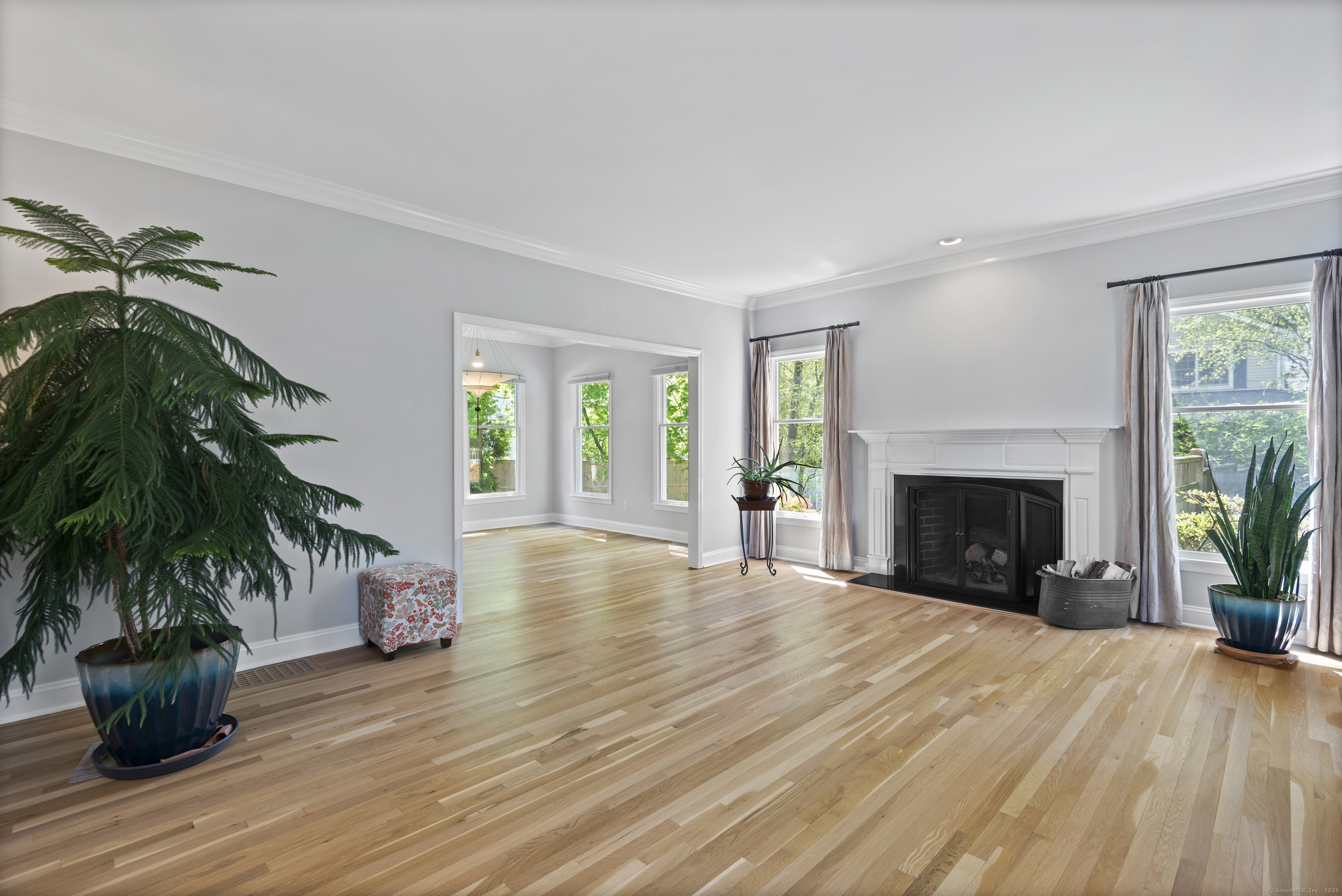 99 Woodland Road, New Canaan, Connecticut image 16