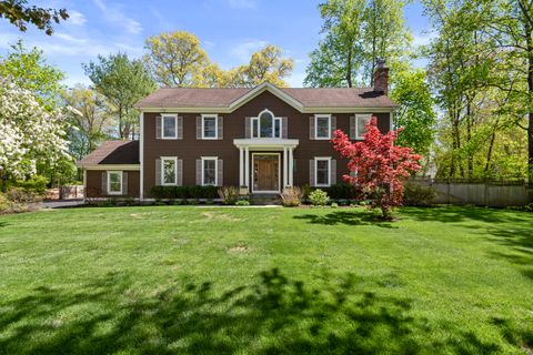 99 Woodland Road New Canaan CT 06840