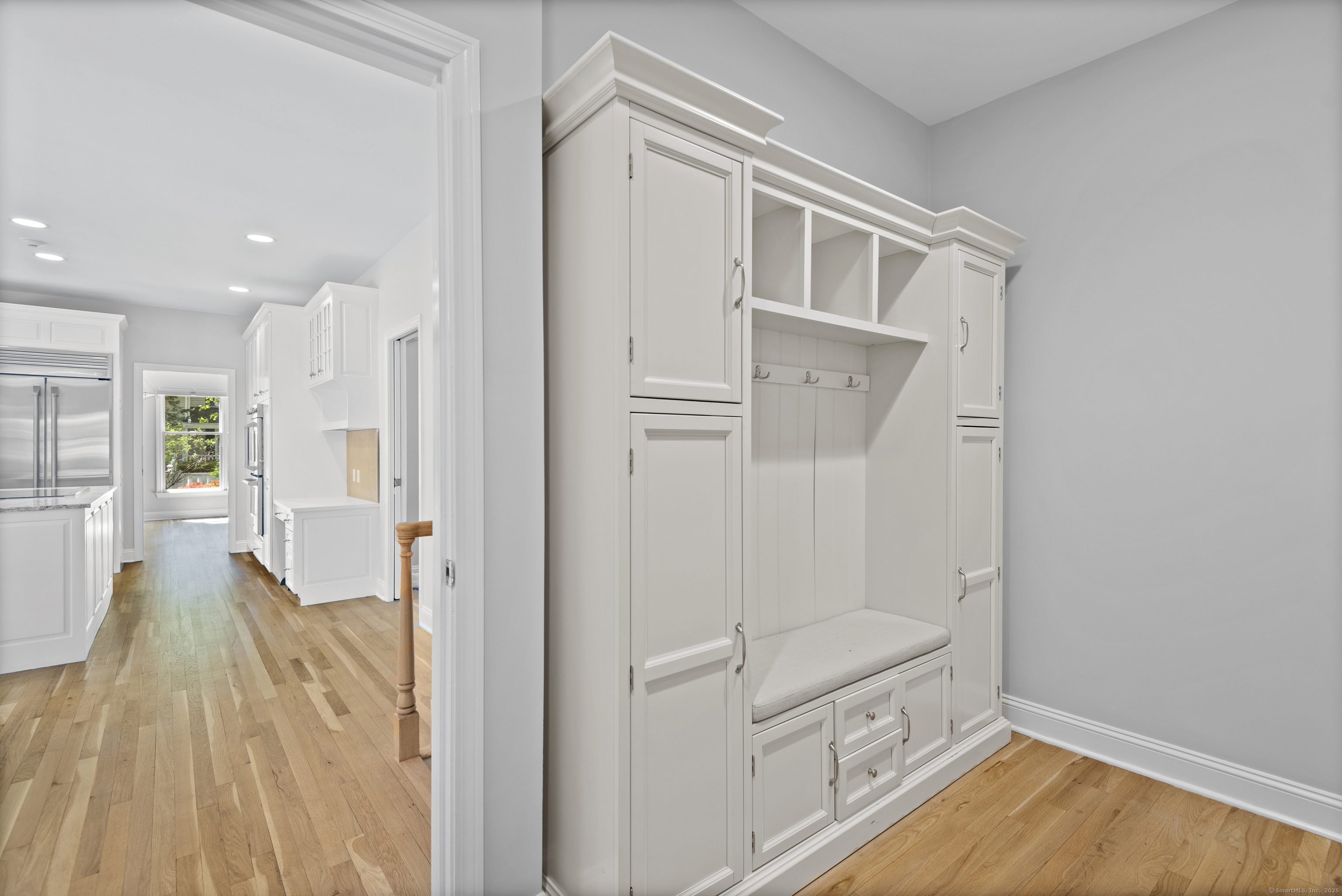 99 Woodland Road, New Canaan, Connecticut image 12