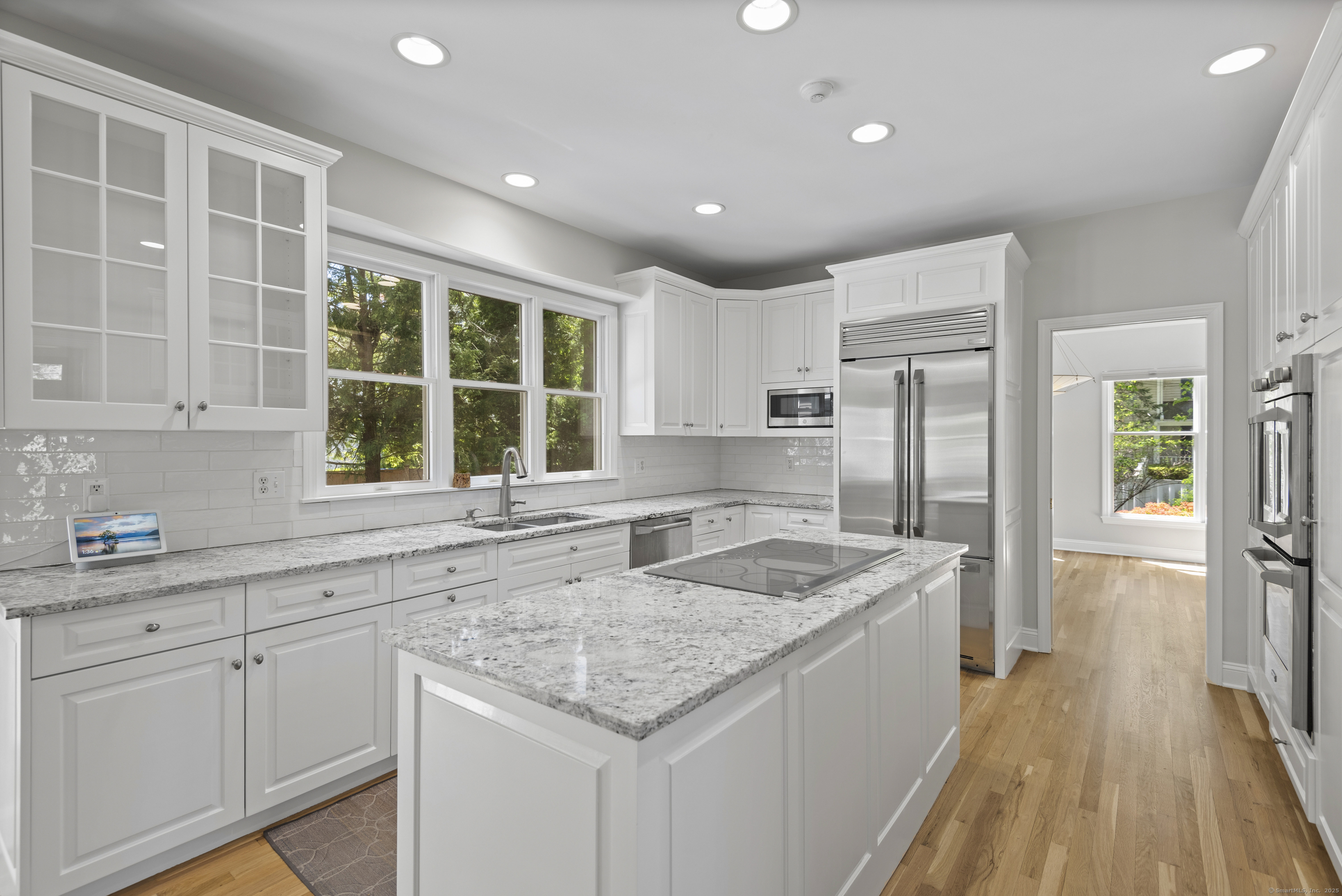 99 Woodland Road, New Canaan, Connecticut image 8