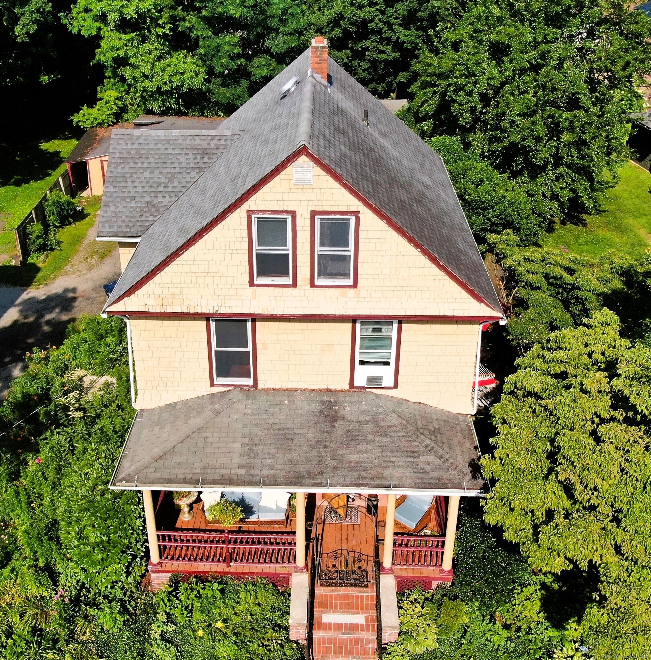 240 Walnut Street